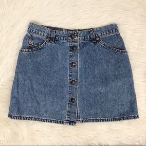 Levi’s Button Down Medium Wash Jean Skirt